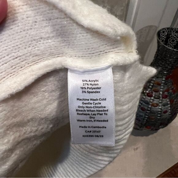 Talbots Elegant White Cable Knit Sweater - Picture 5 of 6